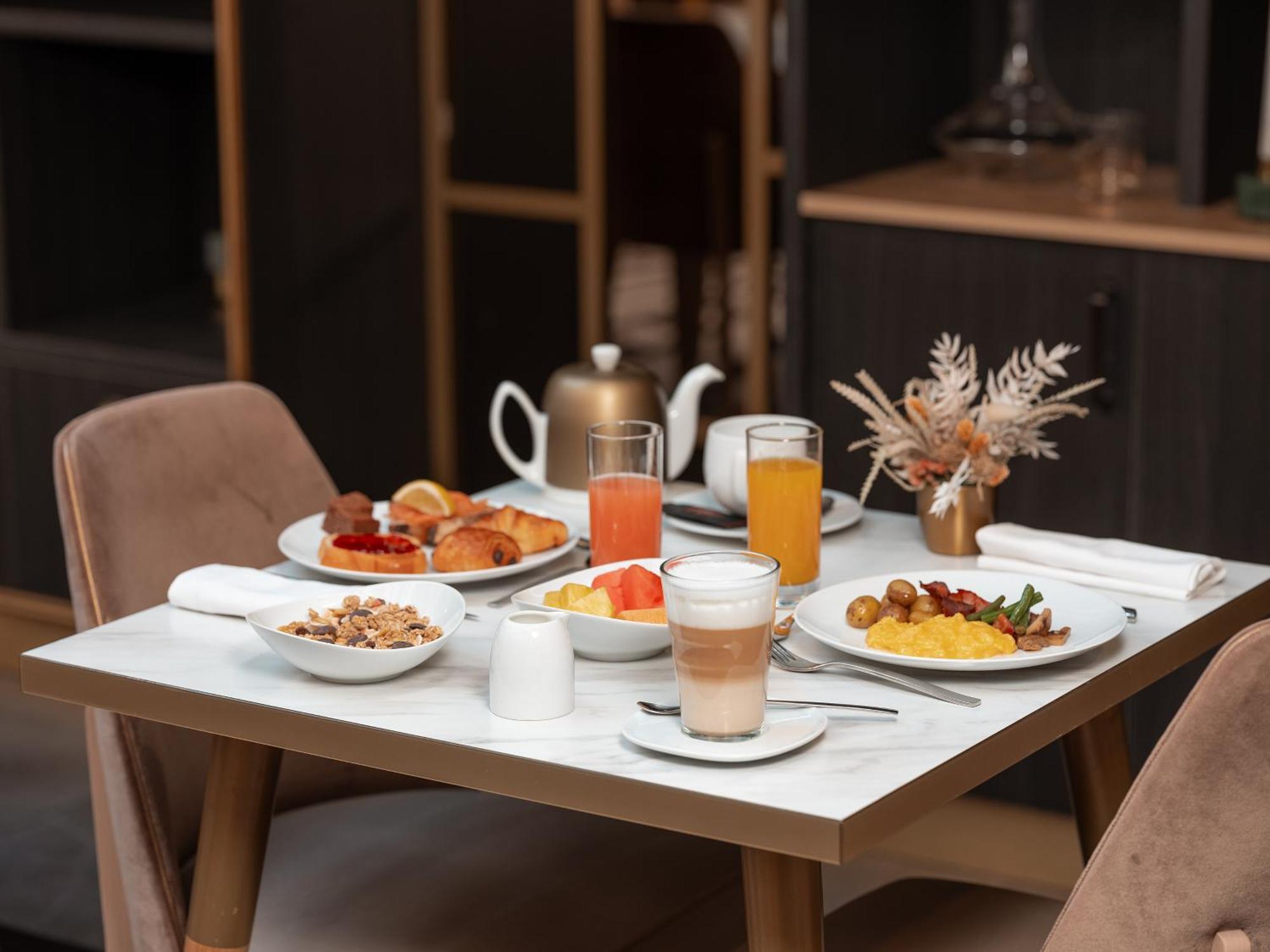 Niepce Paris, Curio Collection By Hilton Otel Dış mekan fotoğraf